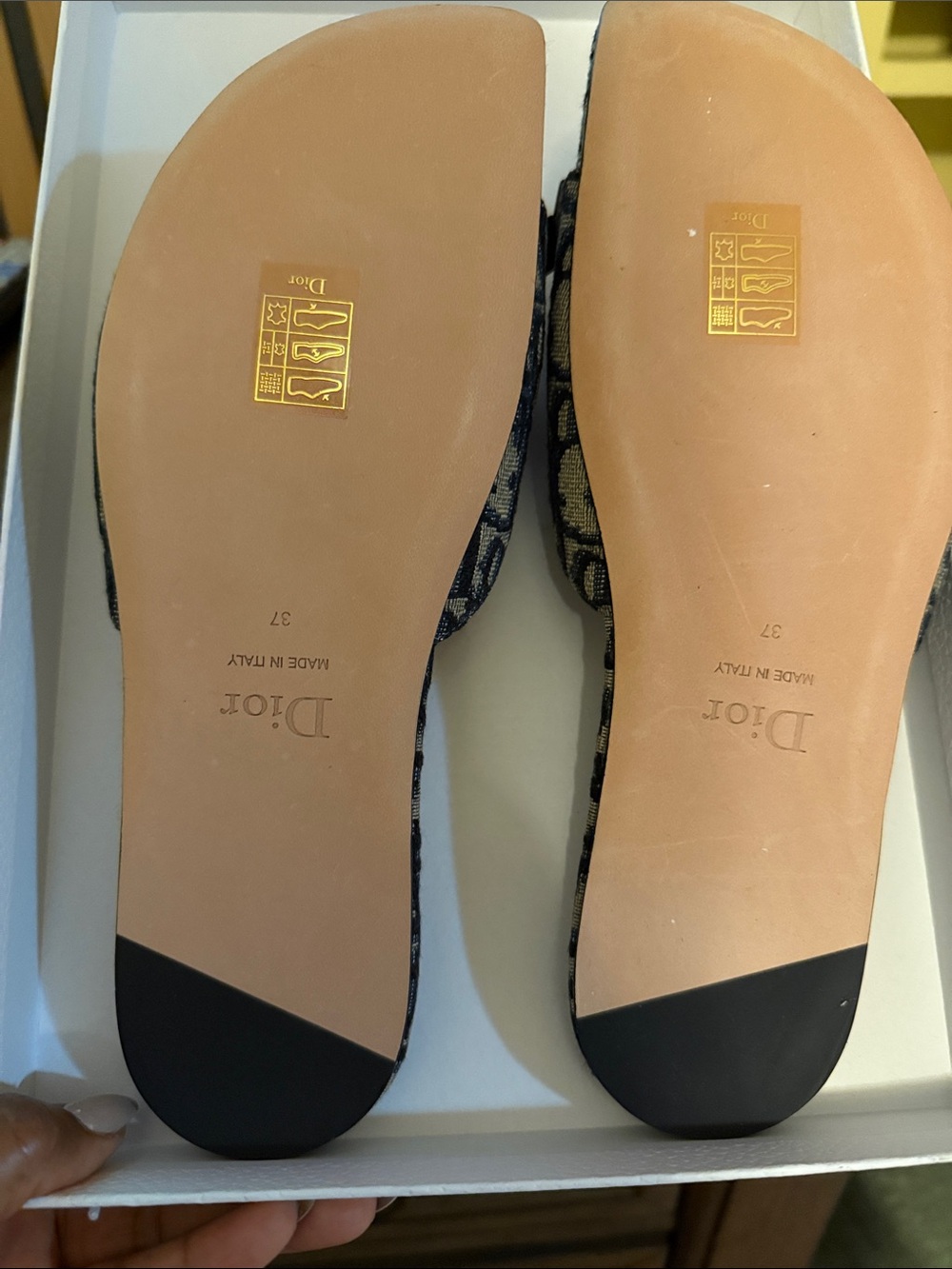 Dior Navy and Beige Jacquard Bow Slide Sandals - Picture 8 of 8